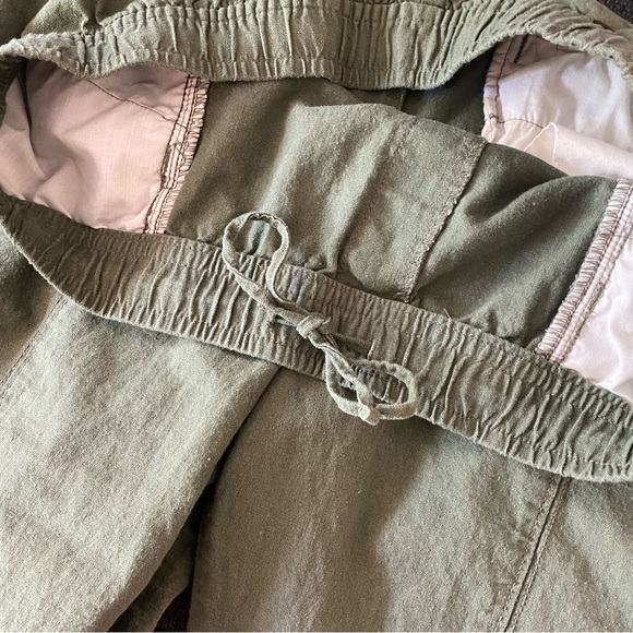 Old Navy | Linen-Blend Cropped Pant - Picture 9 of 11